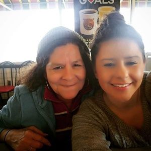 Meet your Posher, Stella